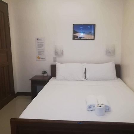 Relucio Traveller'S Pension El Nido Buitenkant foto